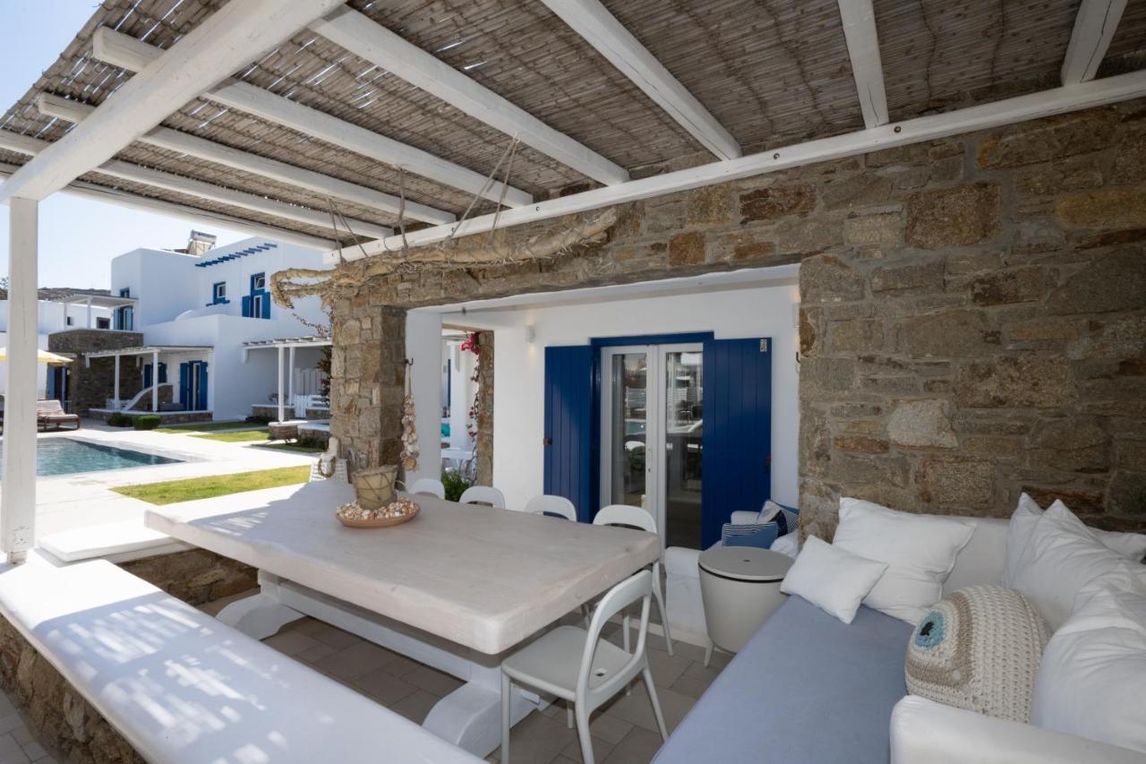 אורנוס Blue, White And Grey Suites מראה חיצוני תמונה
