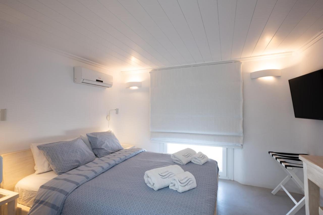 אורנוס Blue, White And Grey Suites מראה חיצוני תמונה