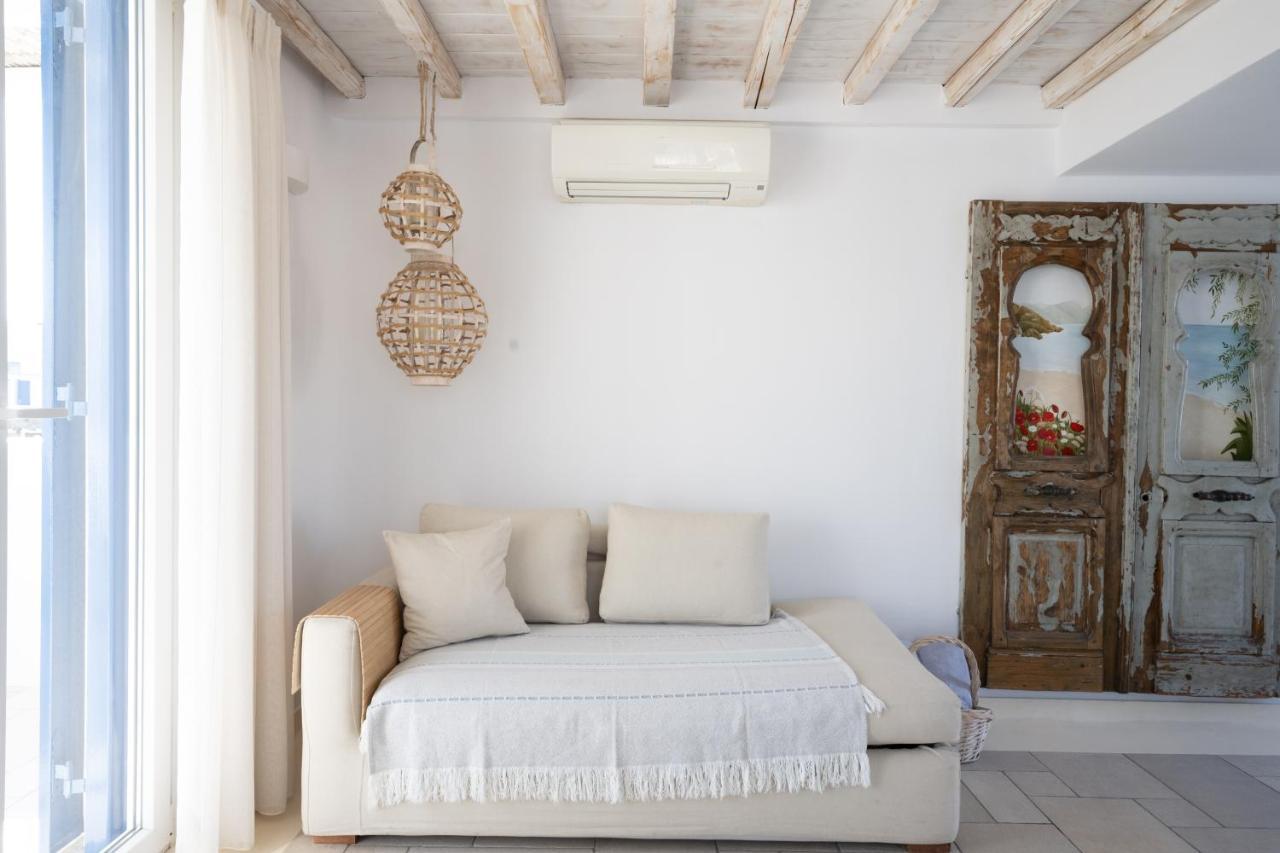 אורנוס Blue, White And Grey Suites מראה חיצוני תמונה